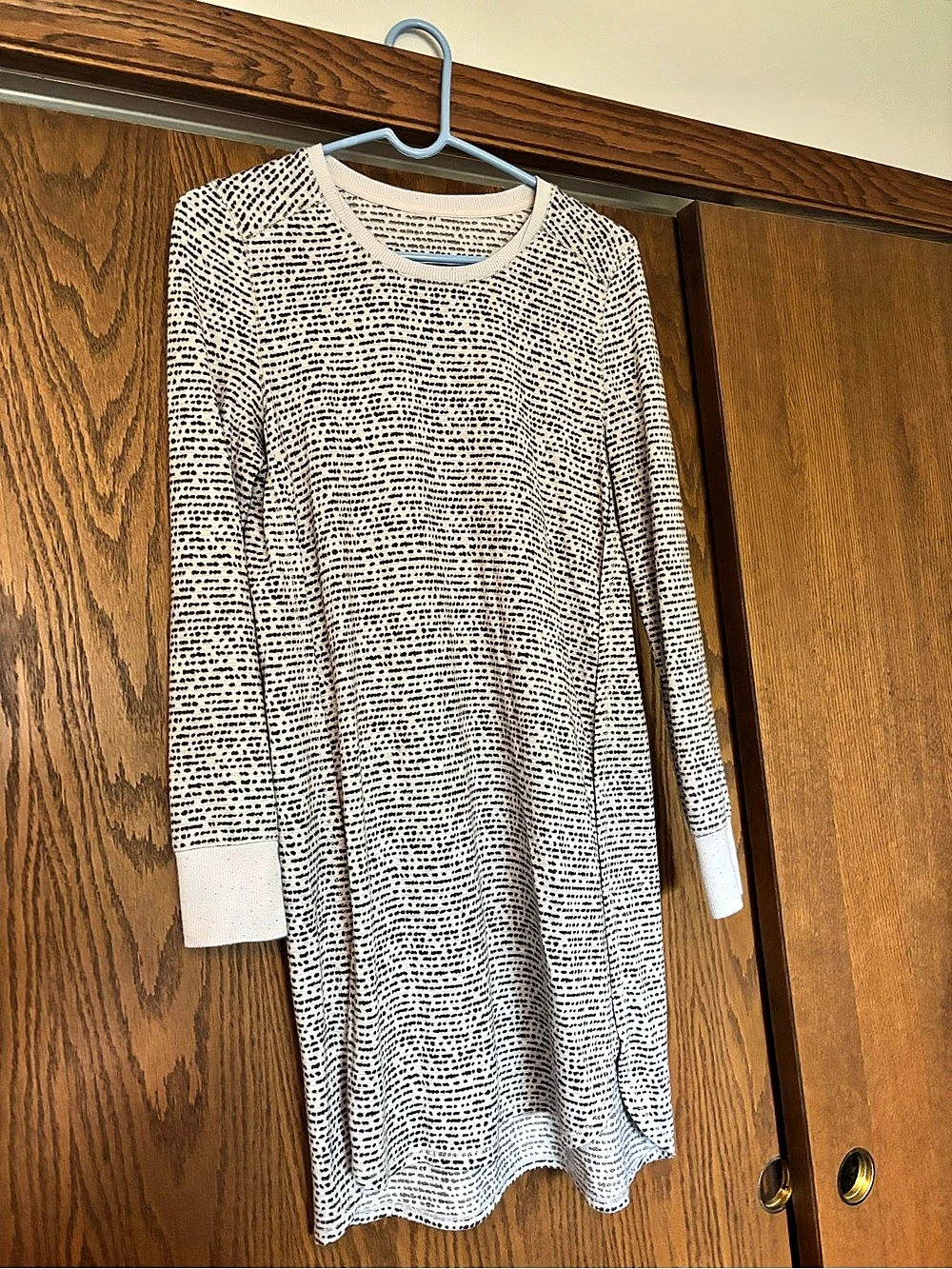 Abstract Long Sleeve Dress in grey & Black